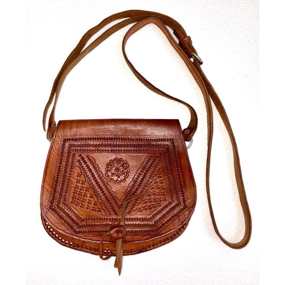 Vintage 70s Moroccan Tooled Leather Crossbody Shoulder Saddle Bag Natural Tan